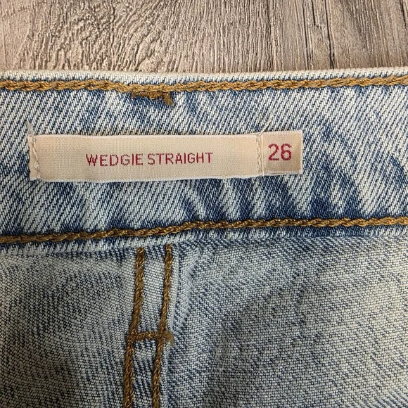 Levi's Wedgie Straight Generation Next Ankle Jeans Size 26